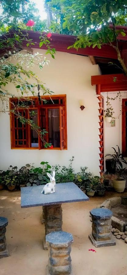 Ella Jungle Inn Homestay And Tree House ภายนอก รูปภาพ