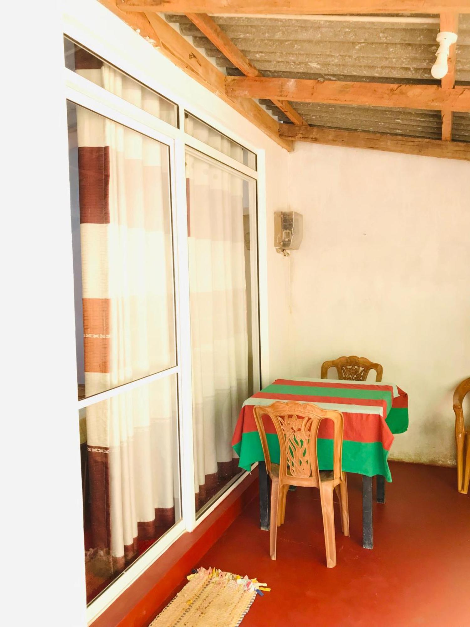 Ella Jungle Inn Homestay And Tree House ภายนอก รูปภาพ