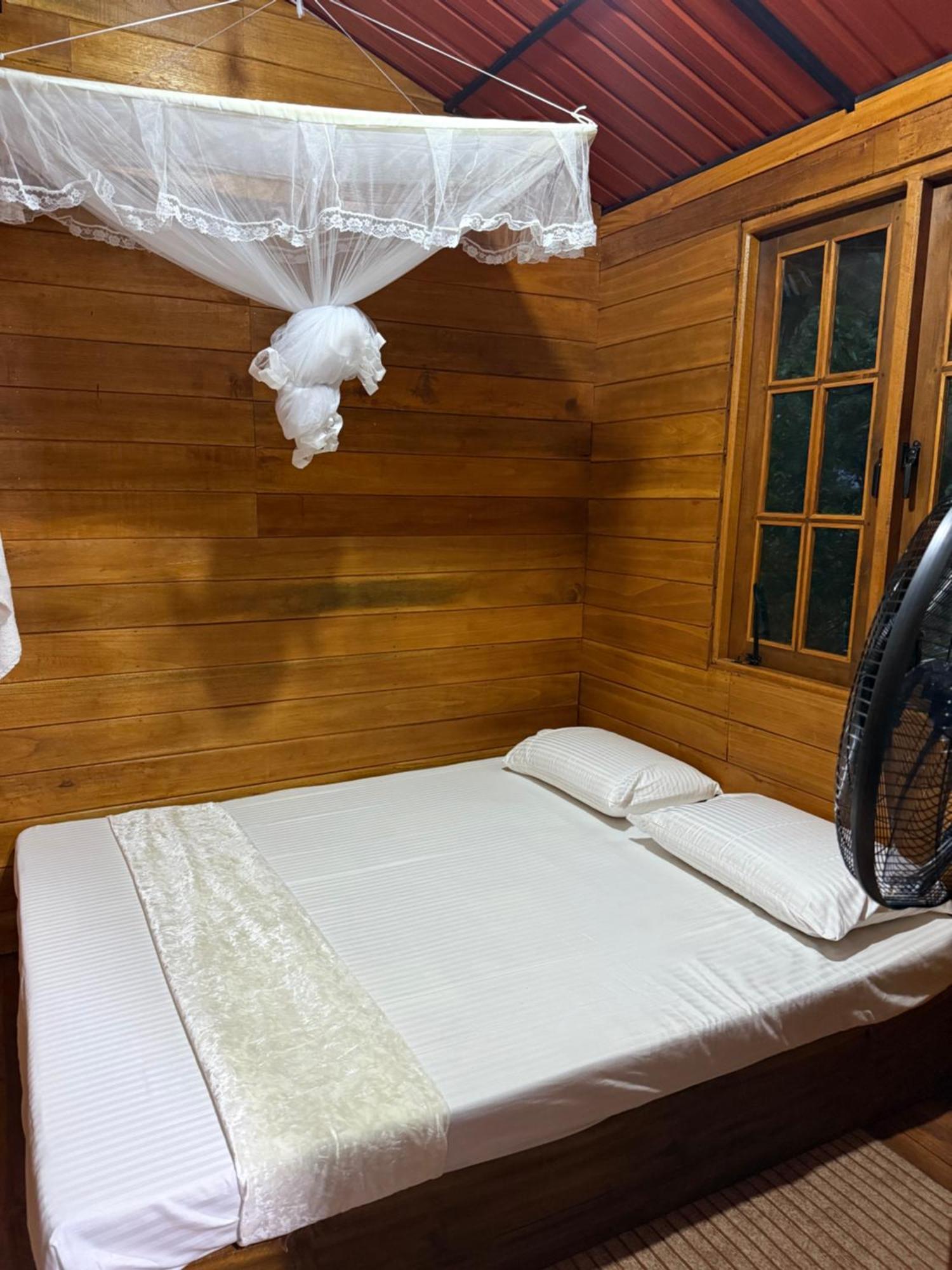 Ella Jungle Inn Homestay And Tree House ภายนอก รูปภาพ
