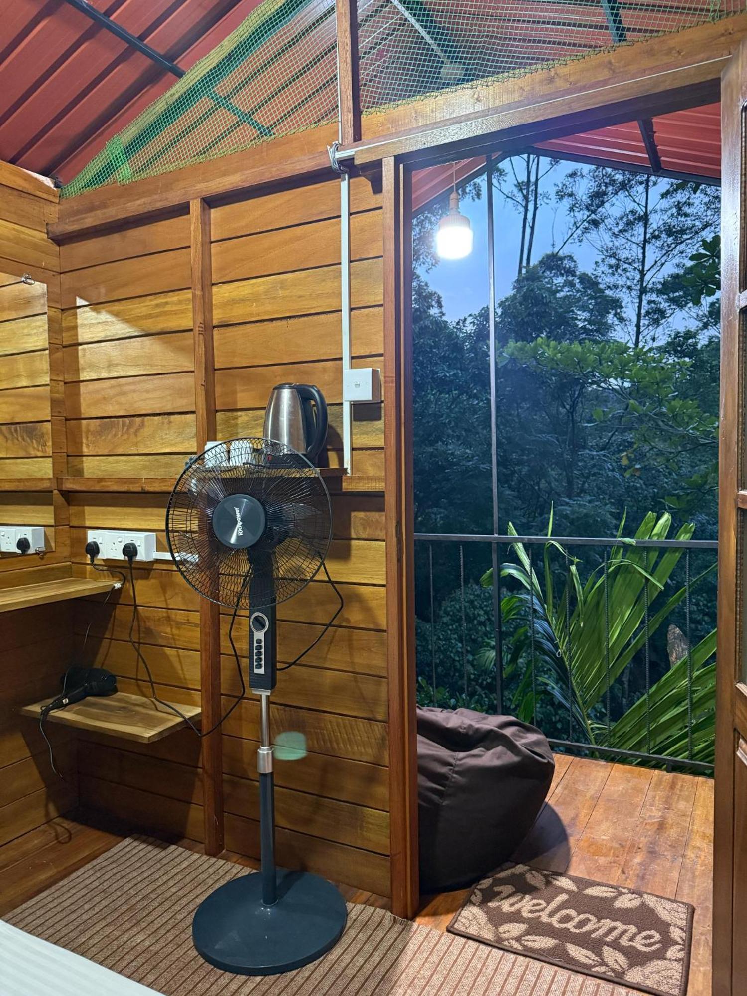 Ella Jungle Inn Homestay And Tree House ภายนอก รูปภาพ