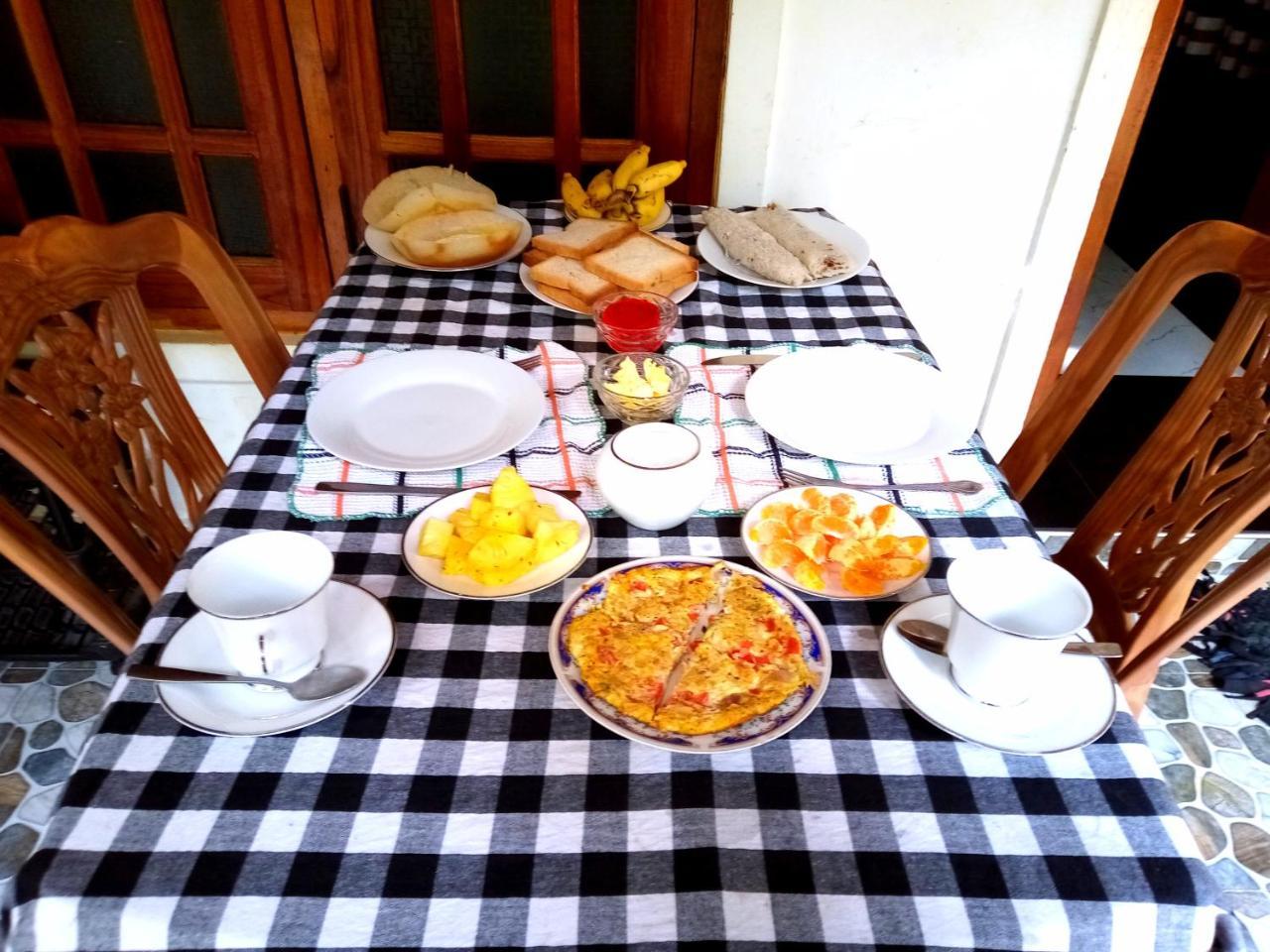 Ella Jungle Inn Homestay And Tree House ภายนอก รูปภาพ