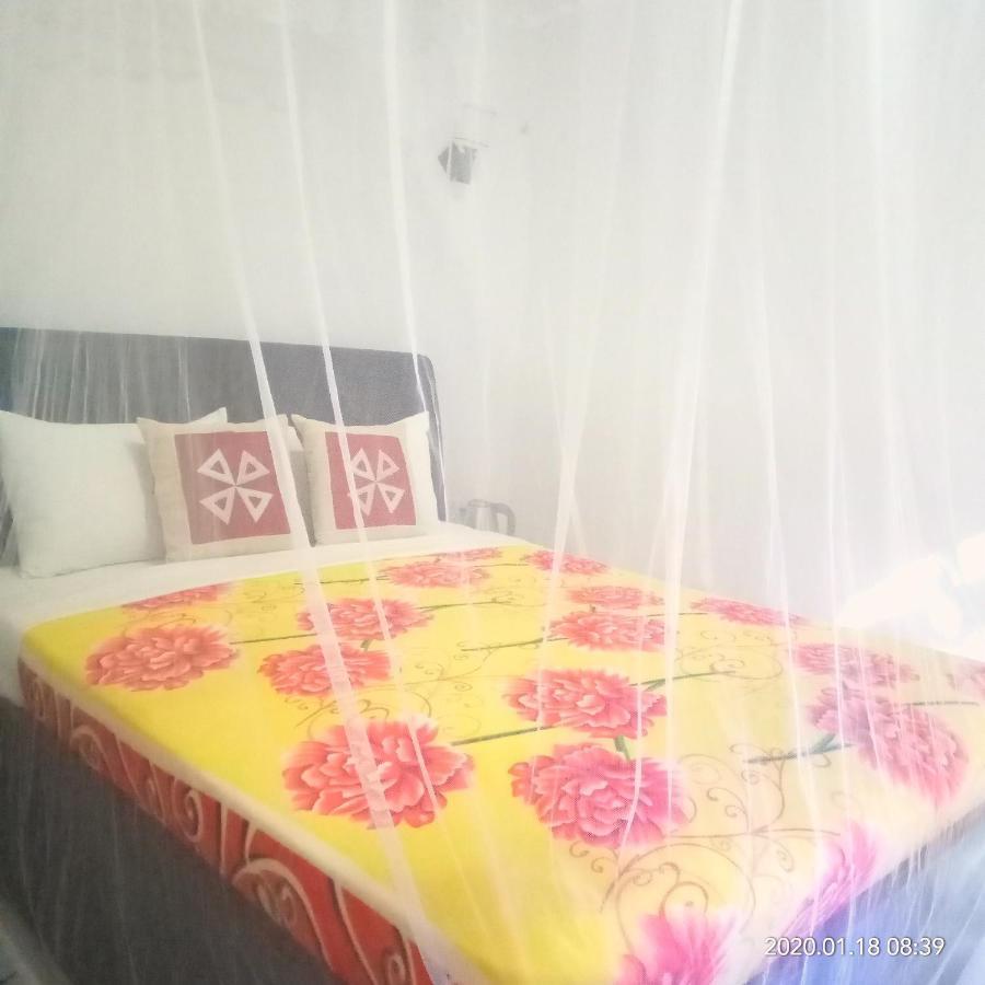 Ella Jungle Inn Homestay And Tree House ภายนอก รูปภาพ